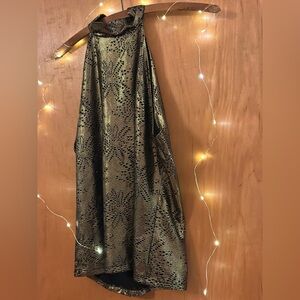 ✨ Like New Dress7 Gold Halter S/M ✨